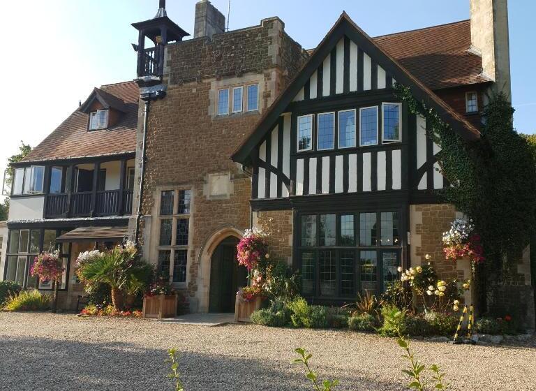 Отель Farnham House