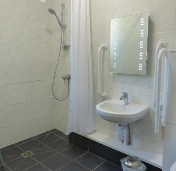 Отель Farnham House