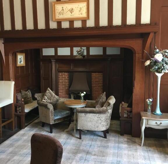 Отель Farnham House