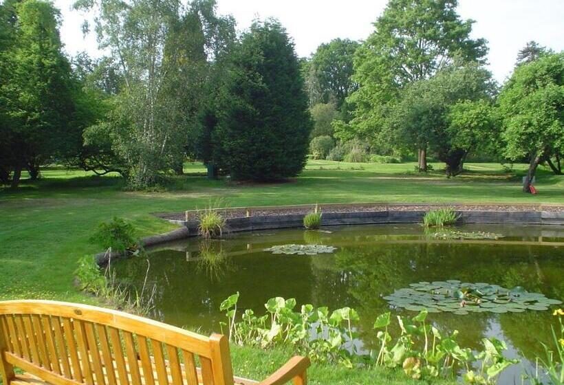 Отель Farnham House