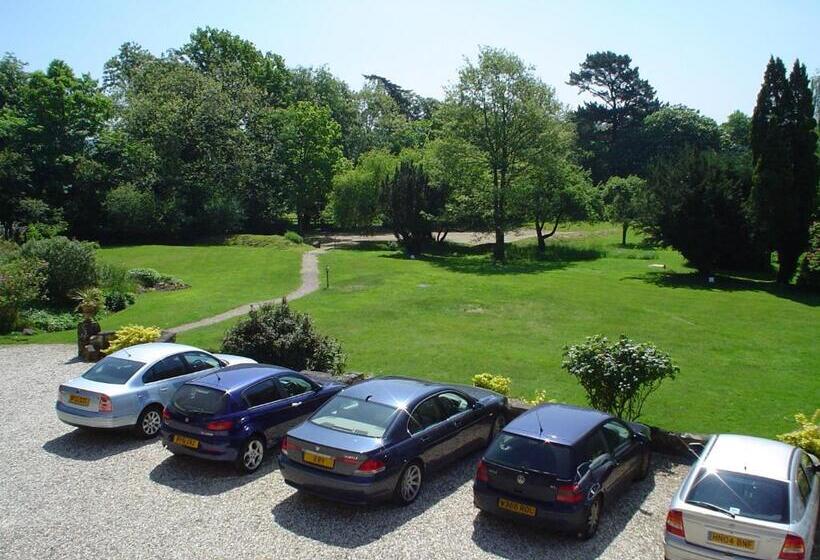 Отель Farnham House