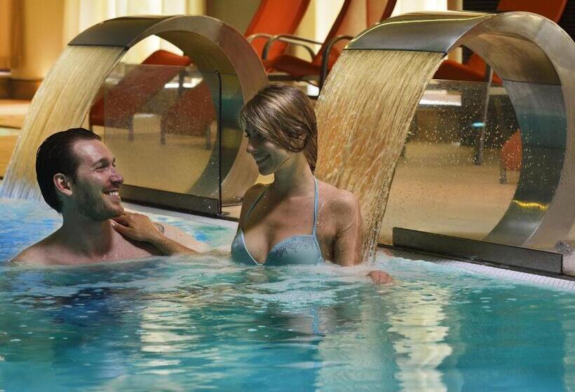 فندق Garden Toscana Resort