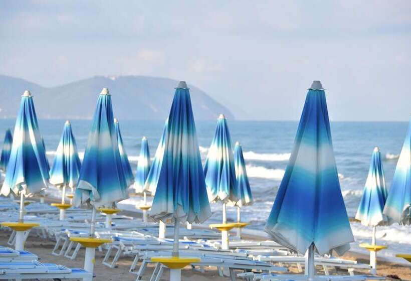 فندق Garden Toscana Resort