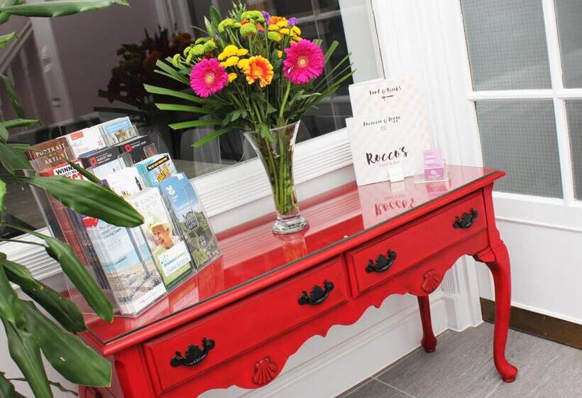 Отель Gidea Park