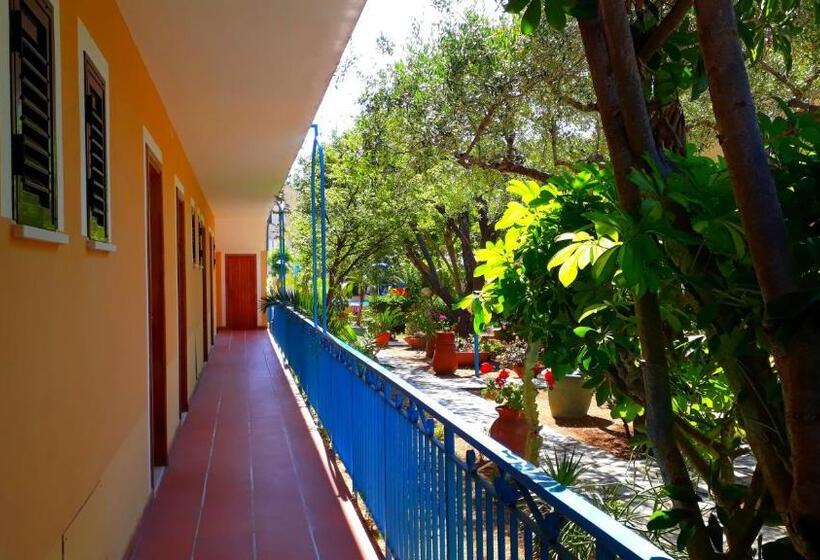 ホテル Grotticelle