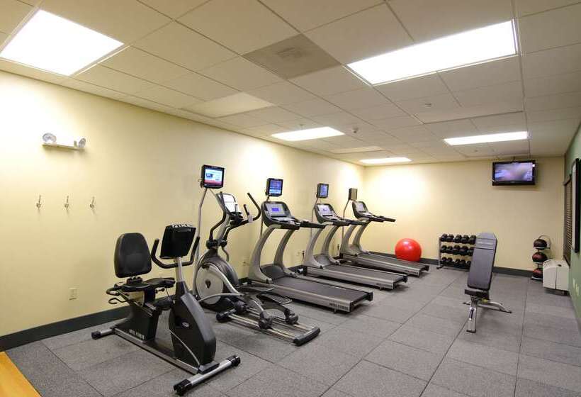 فندق Hampton Inn & Suites Moreno Valley