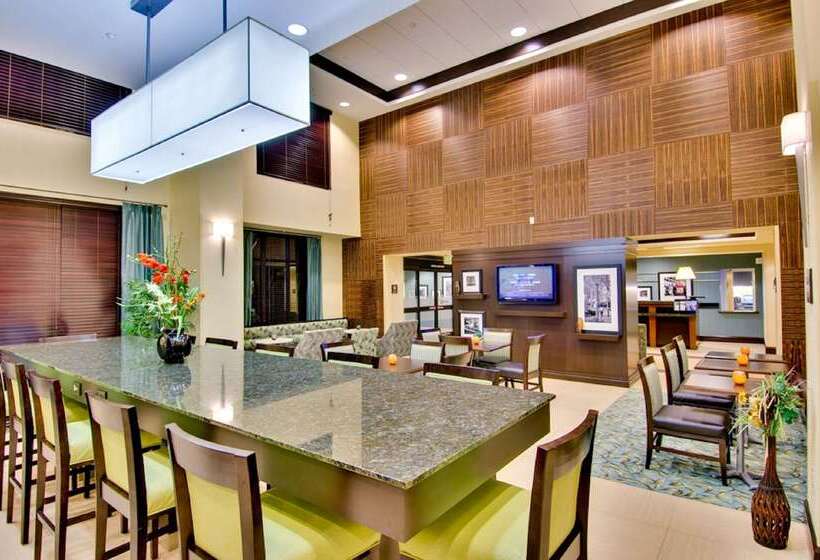 호텔 Hampton Inn & Suites Moreno Valley