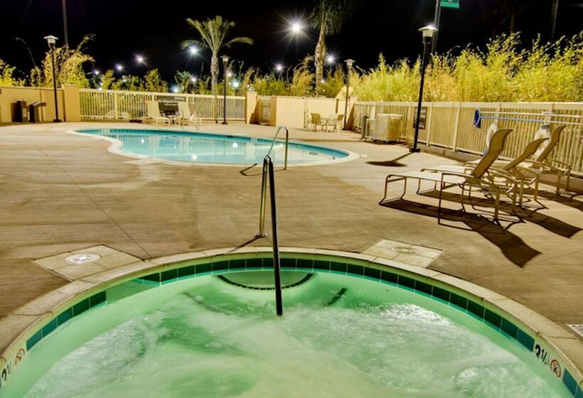 فندق Hampton Inn & Suites Moreno Valley