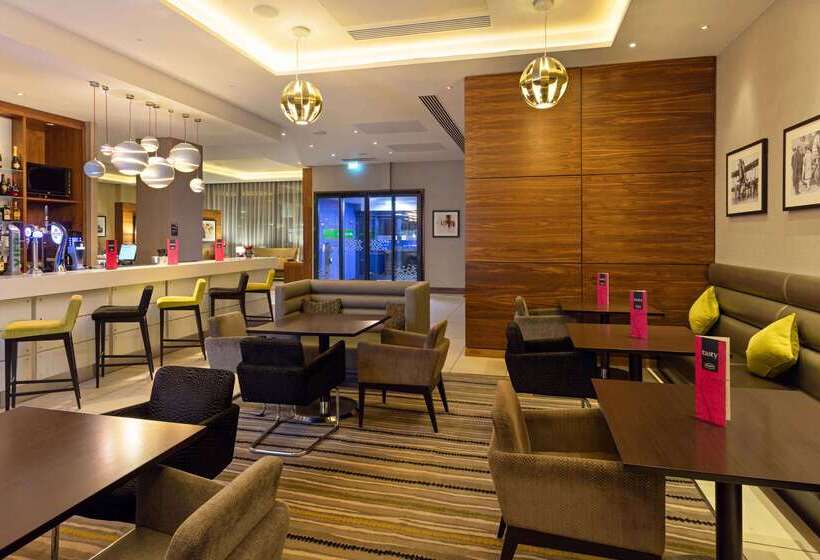 호텔 Hampton By Hilton London Croydon