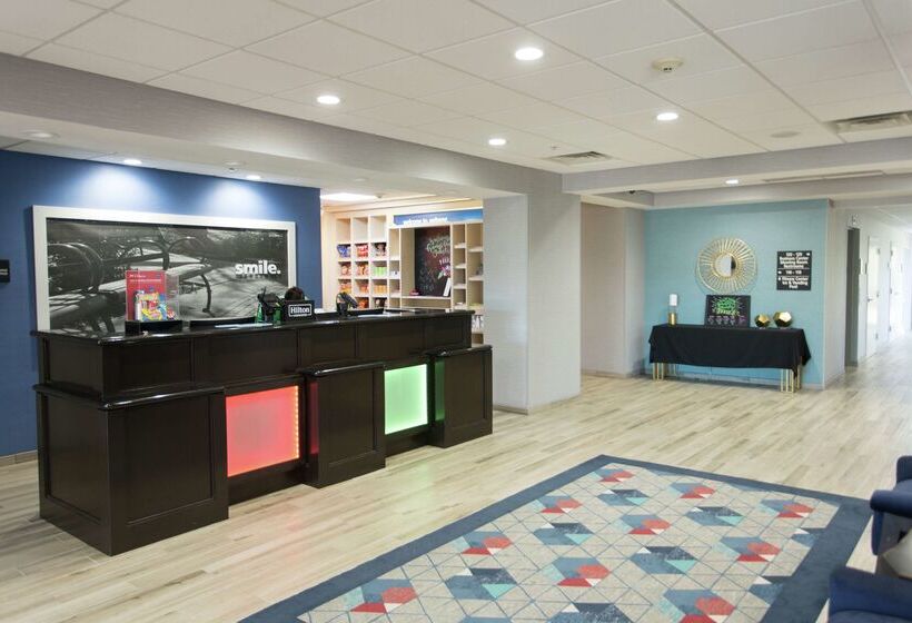 호텔 Hampton Inn & Suites Ankeny