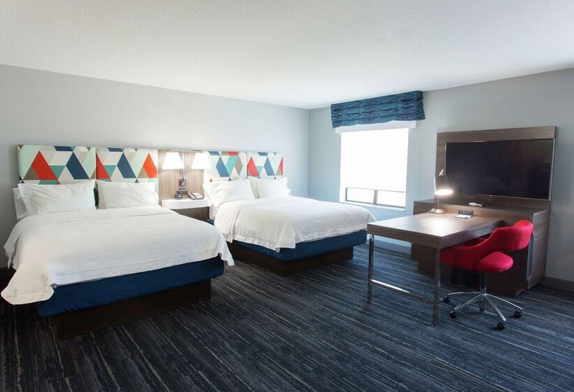 호텔 Hampton Inn & Suites Ankeny