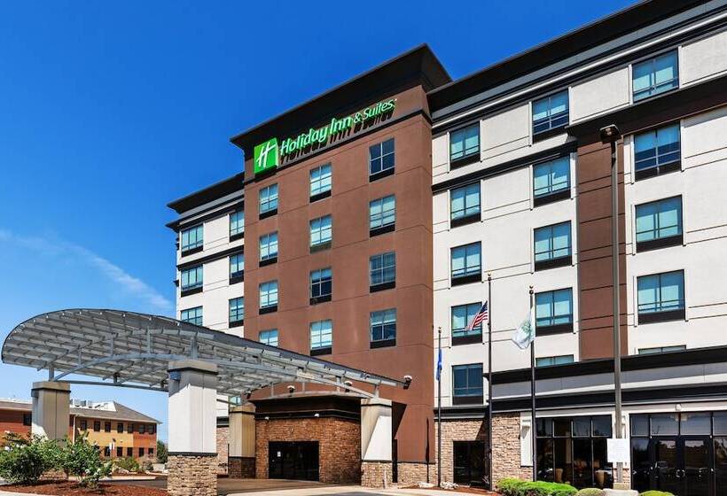 Holiday Inn Hotel & Suites Tulsa South, An Ihg