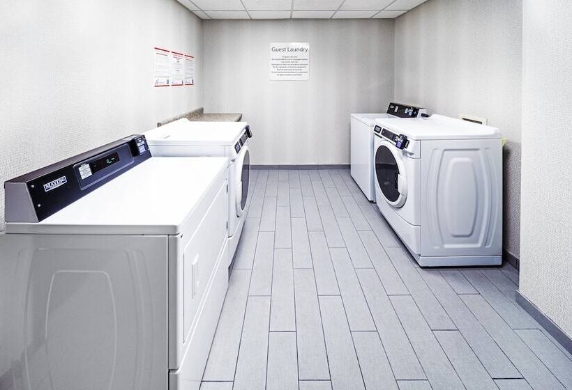 Holiday Inn Hotel & Suites Tulsa South, An Ihg