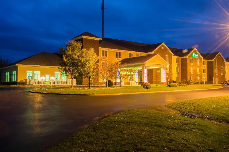 Holiday Inn Express Hotel & Suites Acme Traverse City, An Ihg