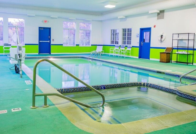 Holiday Inn Express Hotel & Suites Acme Traverse City, An Ihg