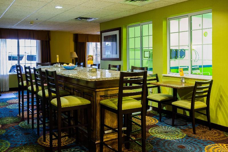Holiday Inn Express Hotel & Suites Acme Traverse City, An Ihg