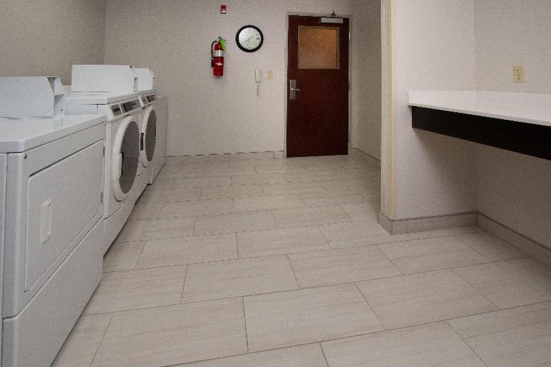 호텔 Holiday Inn Express & Suites Tupelo, An Ihg