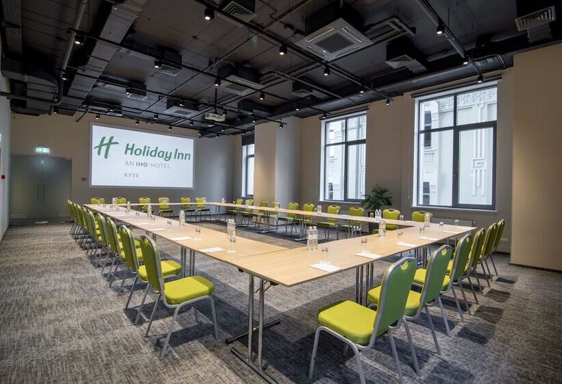 هتل Holiday Inn Kyiv By Ihg