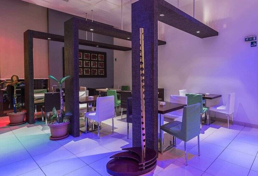 هتل Ibis Oran Les Falaises