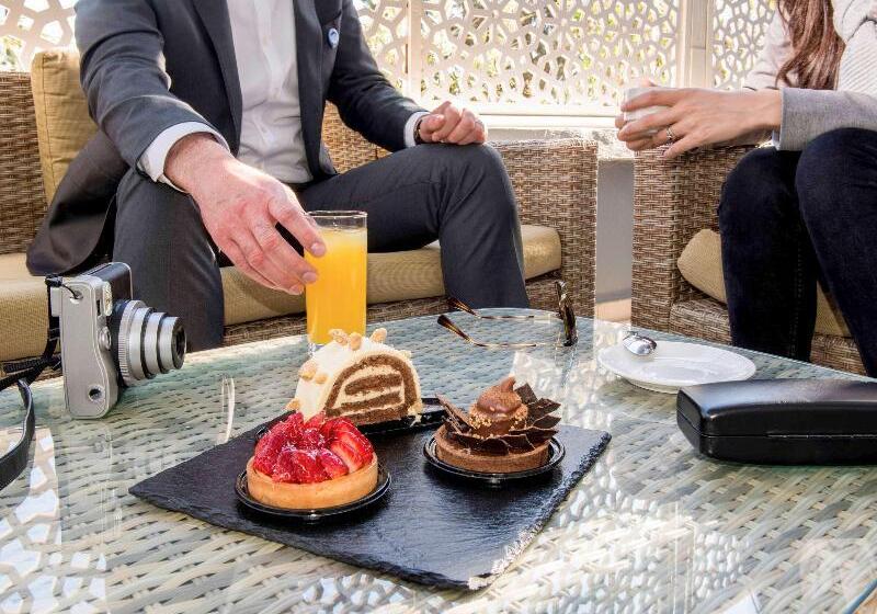 هتل Ibis Oran Les Falaises