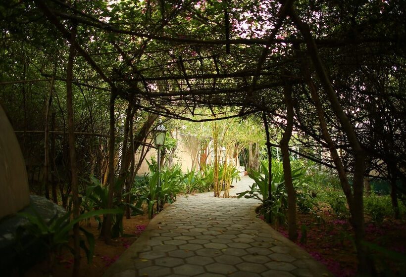 ホテル Indeco Mahabalipuram