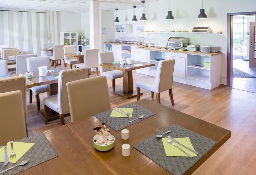 호텔 Königstein Kiel By Tulip Inn