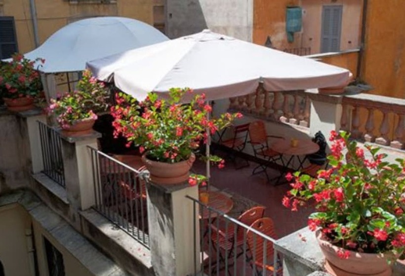 هتل Le Clarisse Al Pantheon