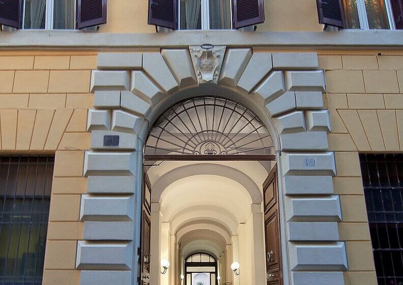 هتل Le Clarisse Al Pantheon