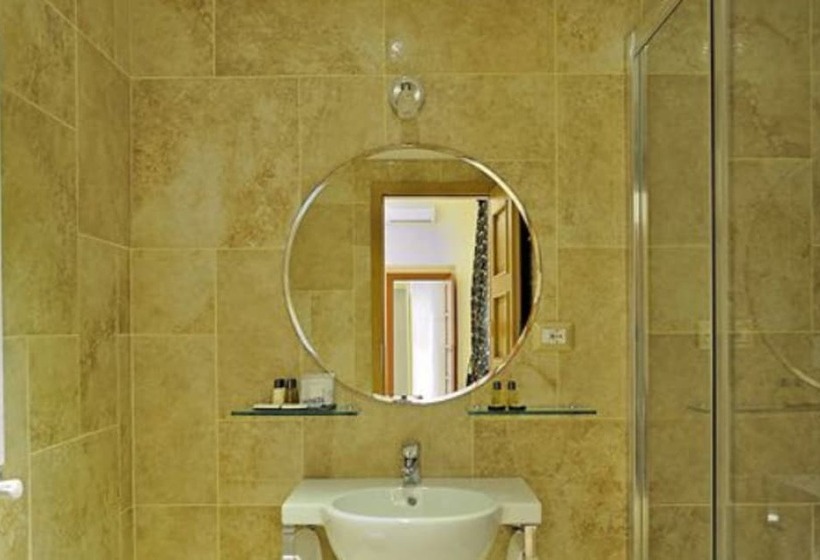 هتل Le Clarisse Al Pantheon