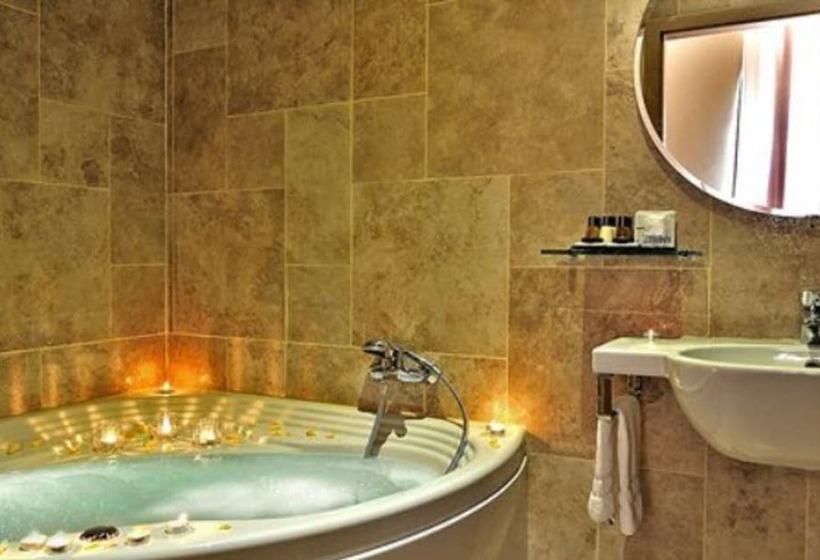 هتل Le Clarisse Al Pantheon