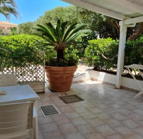 Le Roccette Mare Beach Hotel & Restaurant