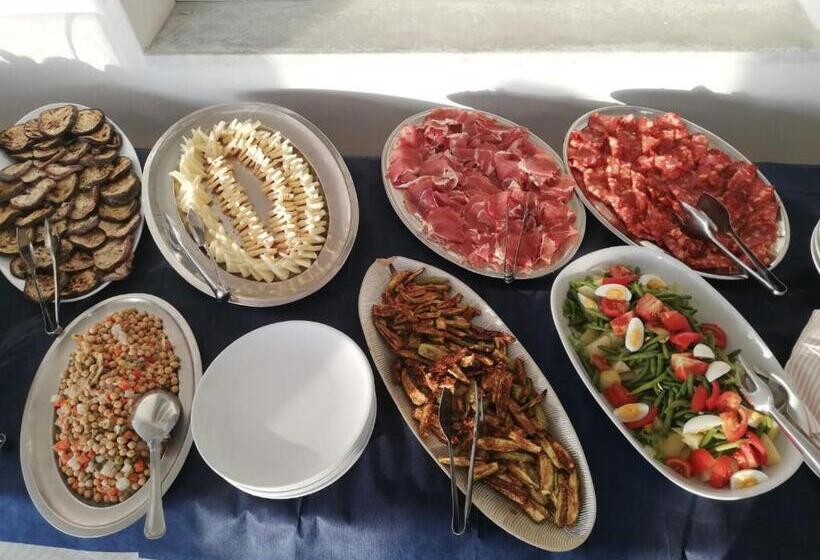 Le Roccette Mare Beach Hotel & Restaurant