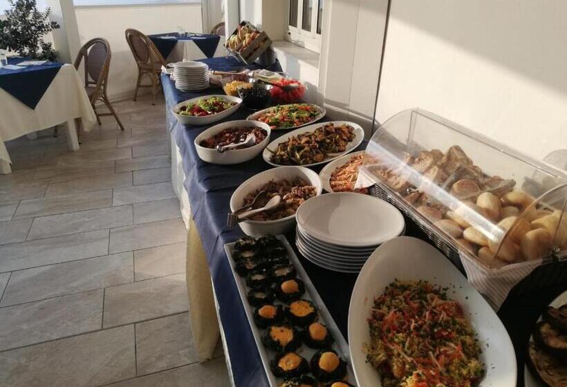 Le Roccette Mare Beach Hotel & Restaurant