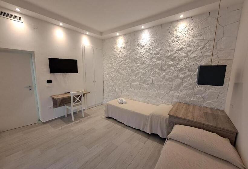 Le Roccette Mare Beach Hotel & Restaurant