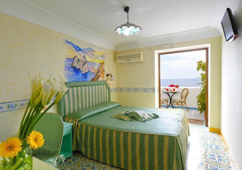 Отель Costa Diva