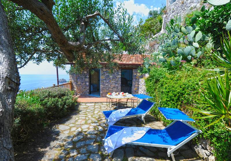 Отель Costa Diva