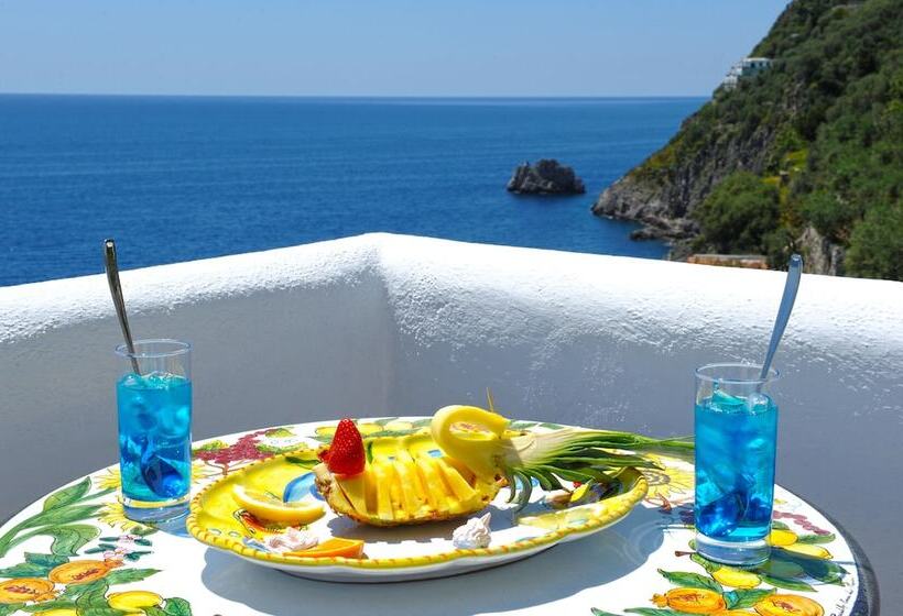 Отель Costa Diva