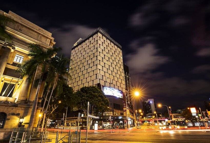 هتل Mercure Brisbane King George Square