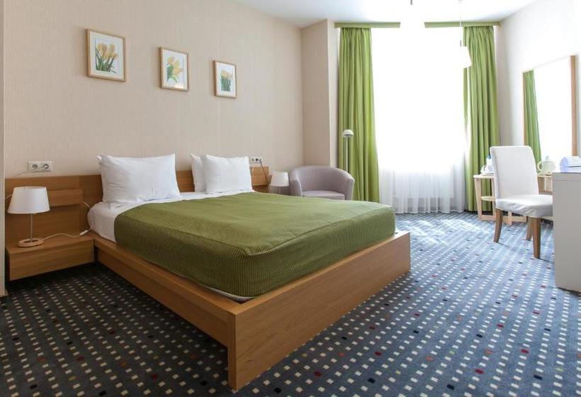 בית מלון כפרי Meridian