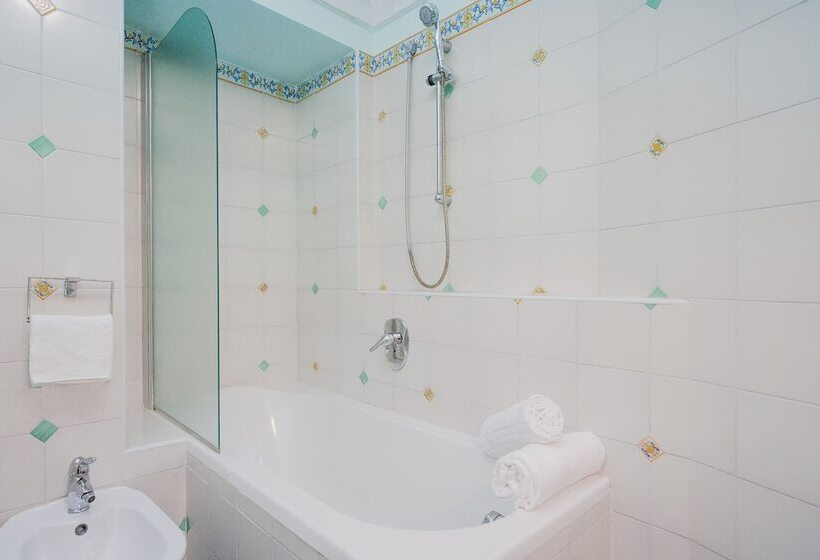 בית מלון כפרי Myage