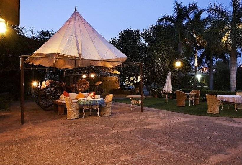 ホテル Naila Bagh Palace