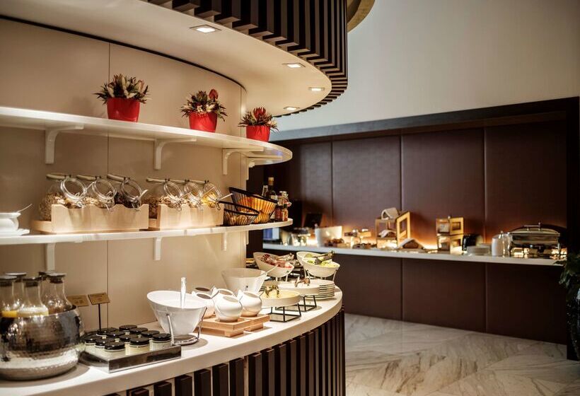 בית מלון כפרי NH Collection Budapest City Center