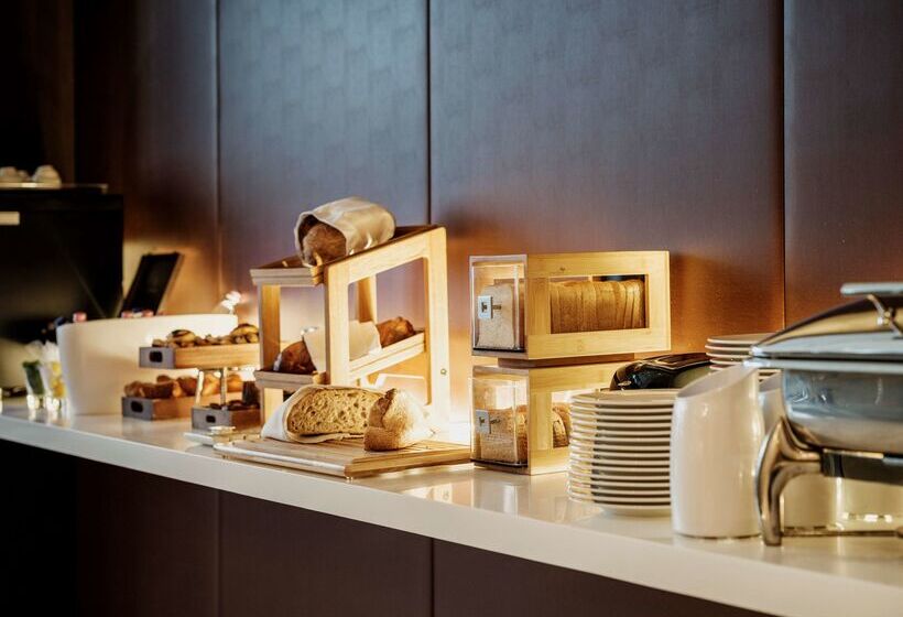 ホテル NH Collection Budapest City Center