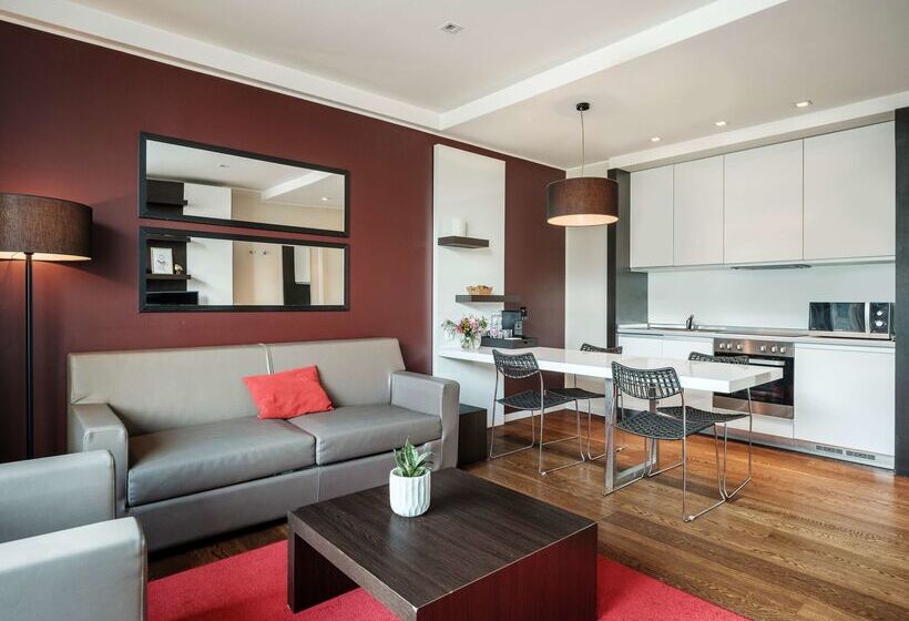 ホテル NH Collection Budapest City Center