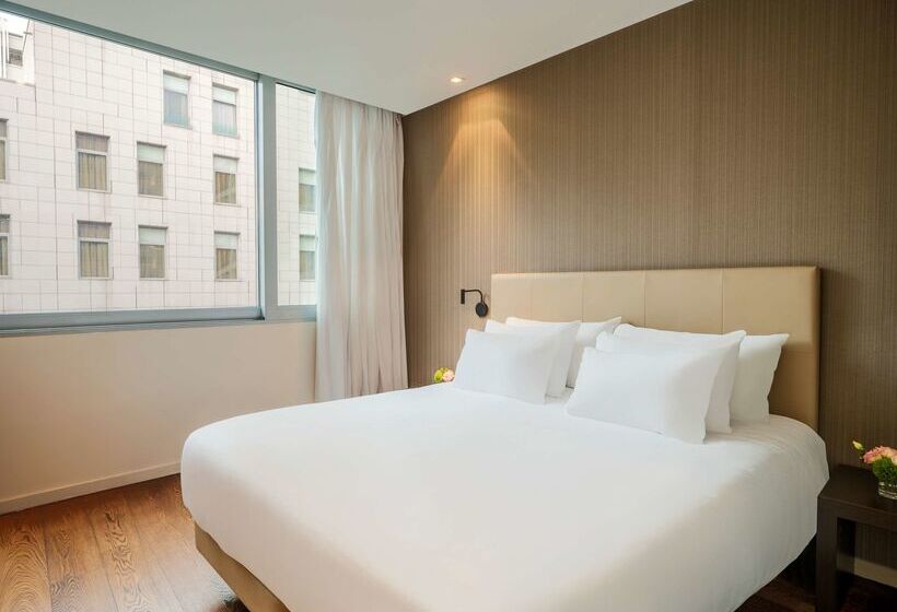 בית מלון כפרי NH Collection Budapest City Center