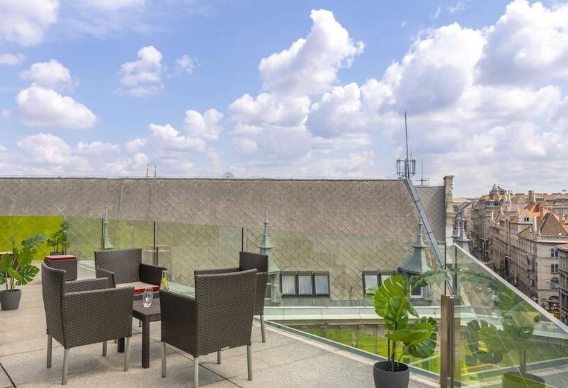 בית מלון כפרי NH Collection Budapest City Center