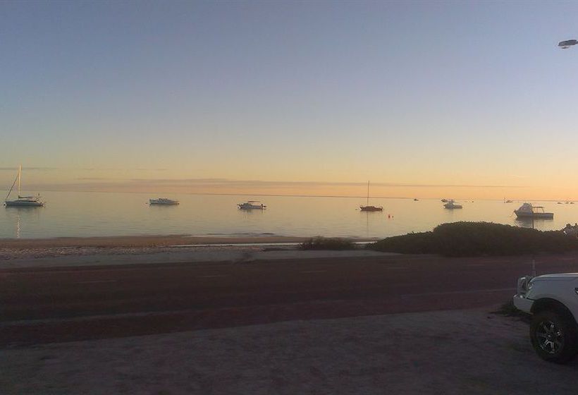 هتل Oceanside Village