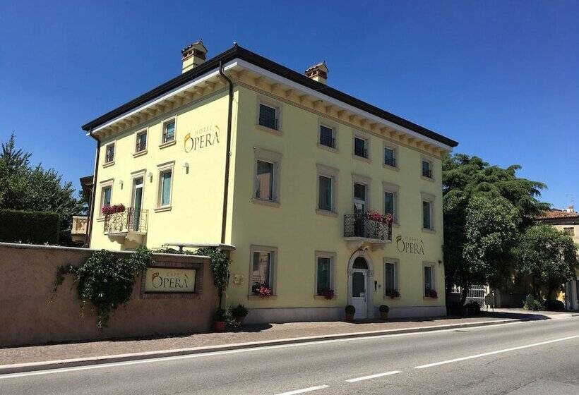 酒店 Opera