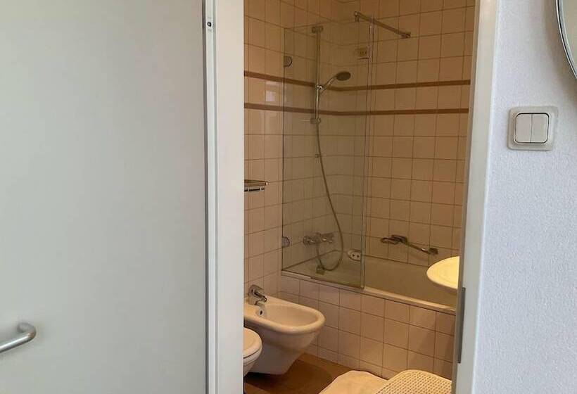 בית מלון כפרי Plato By Hofstad Studio’s