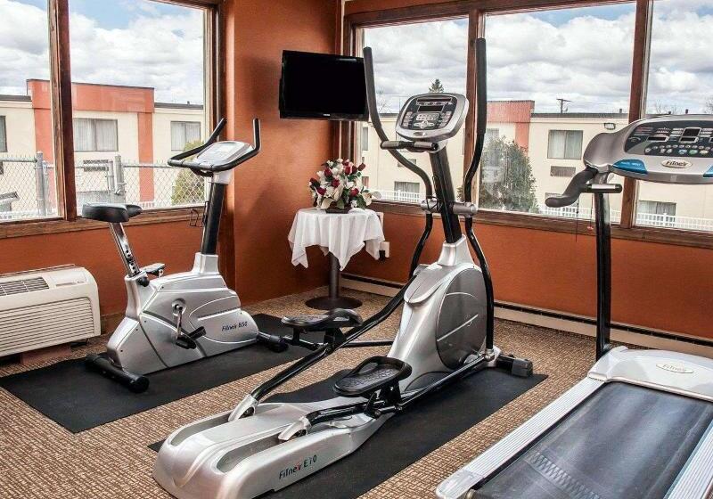 Отель Quality Inn Seekonkprovidence